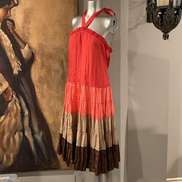 BCBGMAXAZRIA 100% Silk Blocked Halter Dress.SZXS - Picture 2 of 3